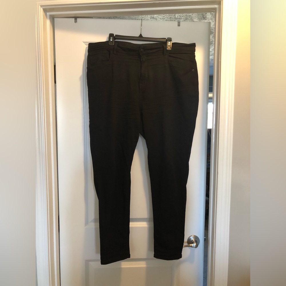 Black Skinny Jeans